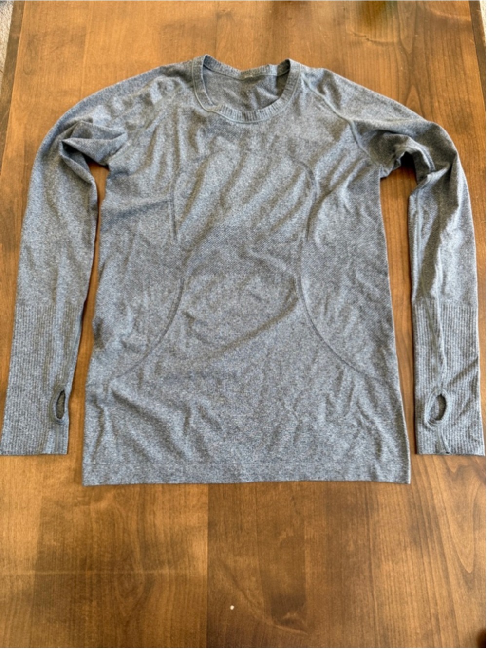 Swiftly Gray Long Sleeve Hip Length Tee Size 10 EUC
